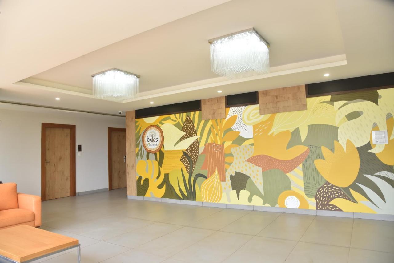 The Oaks Comforts Hubli Esterno foto