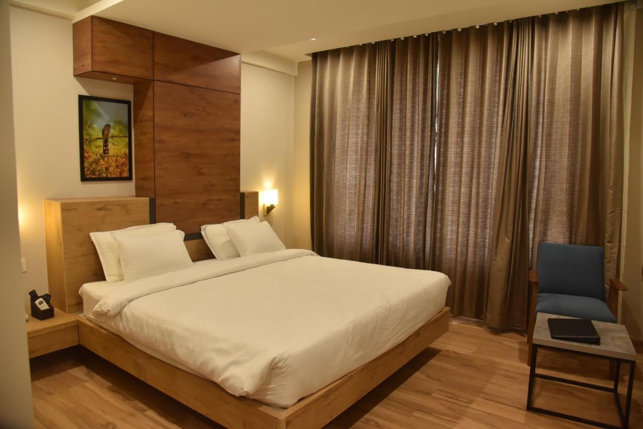 The Oaks Comforts Hubli Esterno foto